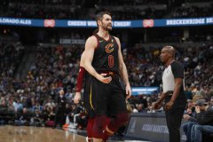 NBA一夜5消息！爆乐福筹码，湖人裁员将获顶级内线